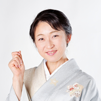 着付け教室に通えば最短3か月で着物を着ることができるようになる